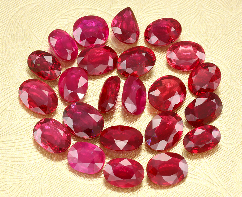 ياقوت احمر طبيعي Ruby حجر والهيبة والقبول الشريف للاحجار الكريمة Gemstones